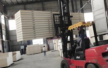 アルテコ・カム・ロックパネル-効率的で耐久性のあるコールド収納ソリューション